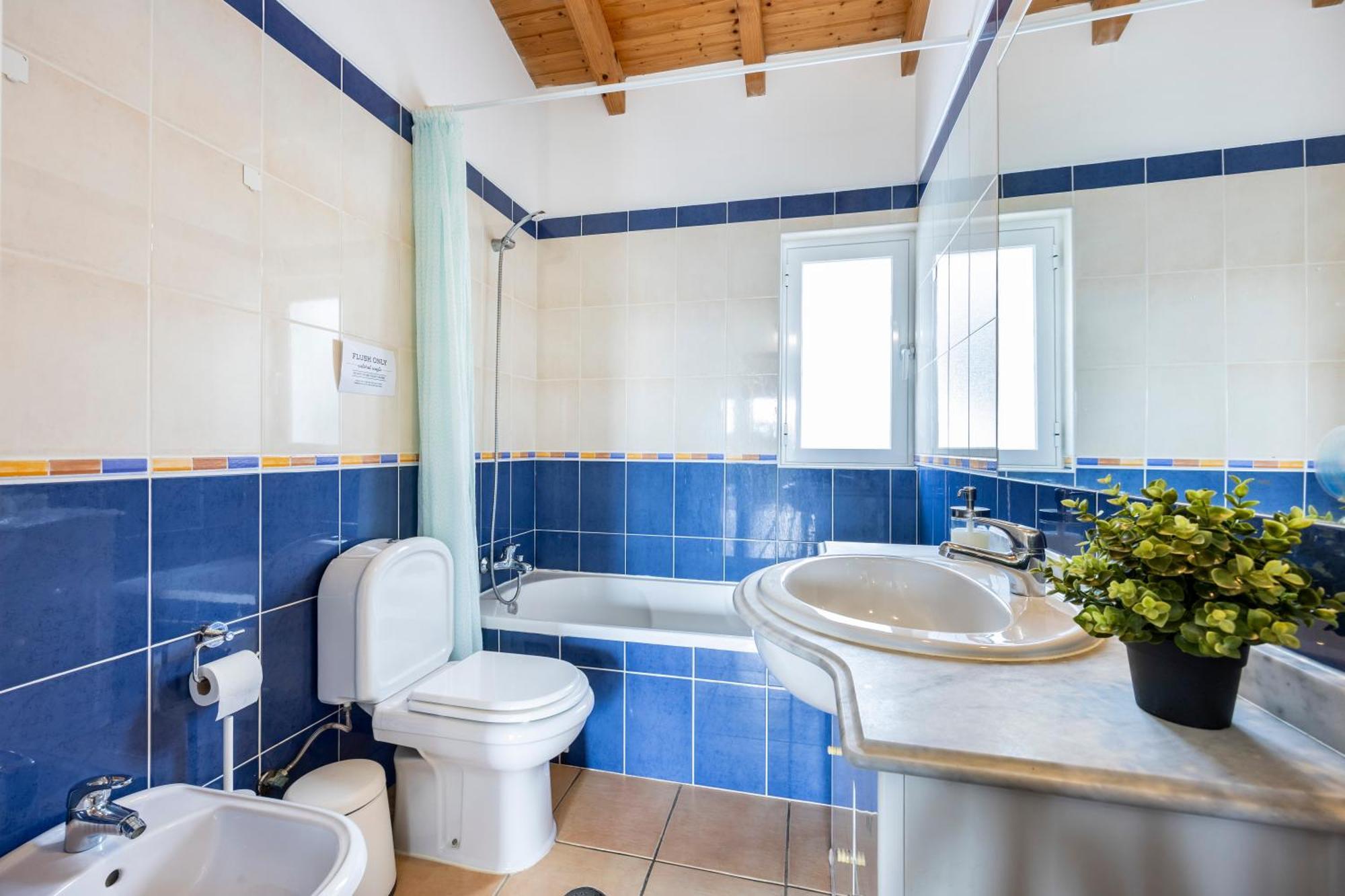 Anchorhouse Portugal Hotel Алжезур Екстериор снимка